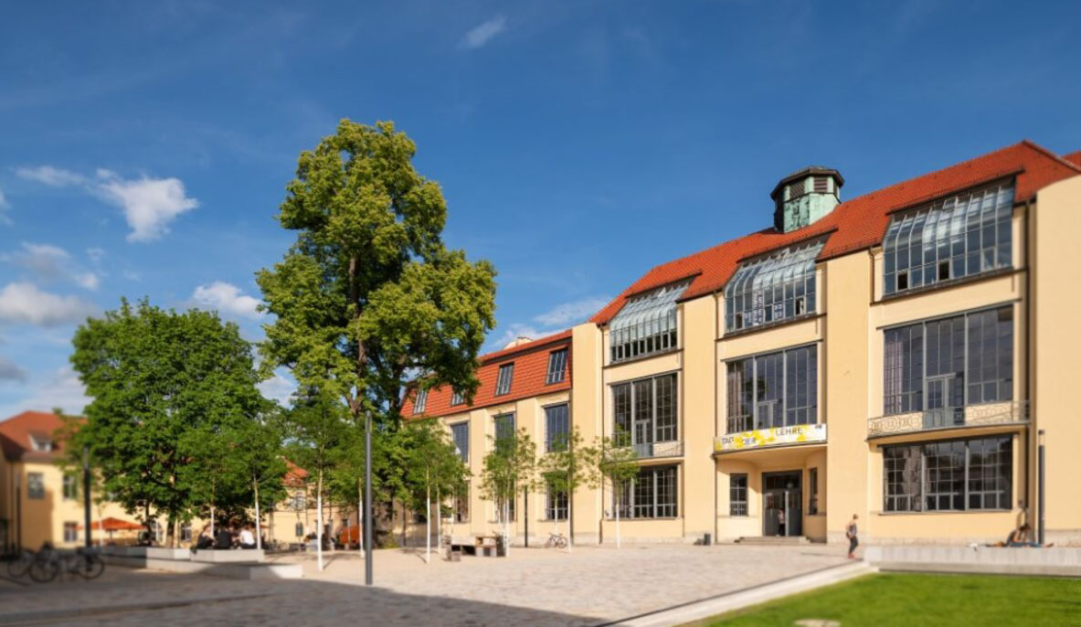 Bauhaus Universität (Henry van de Velde) - Image 1